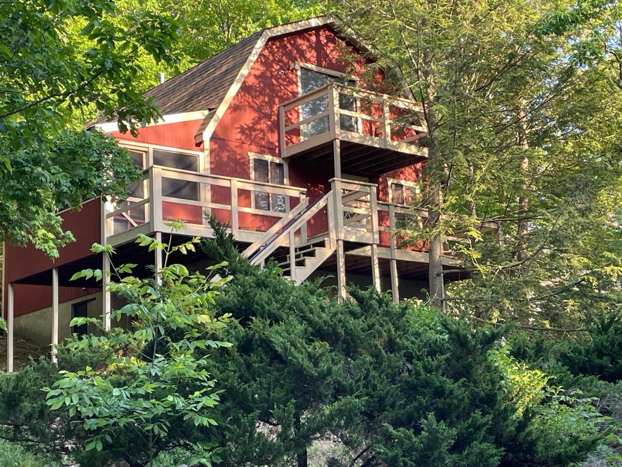 Saw Creek Cabin - Regent Hilltop Bushkill Eksteriør bilde